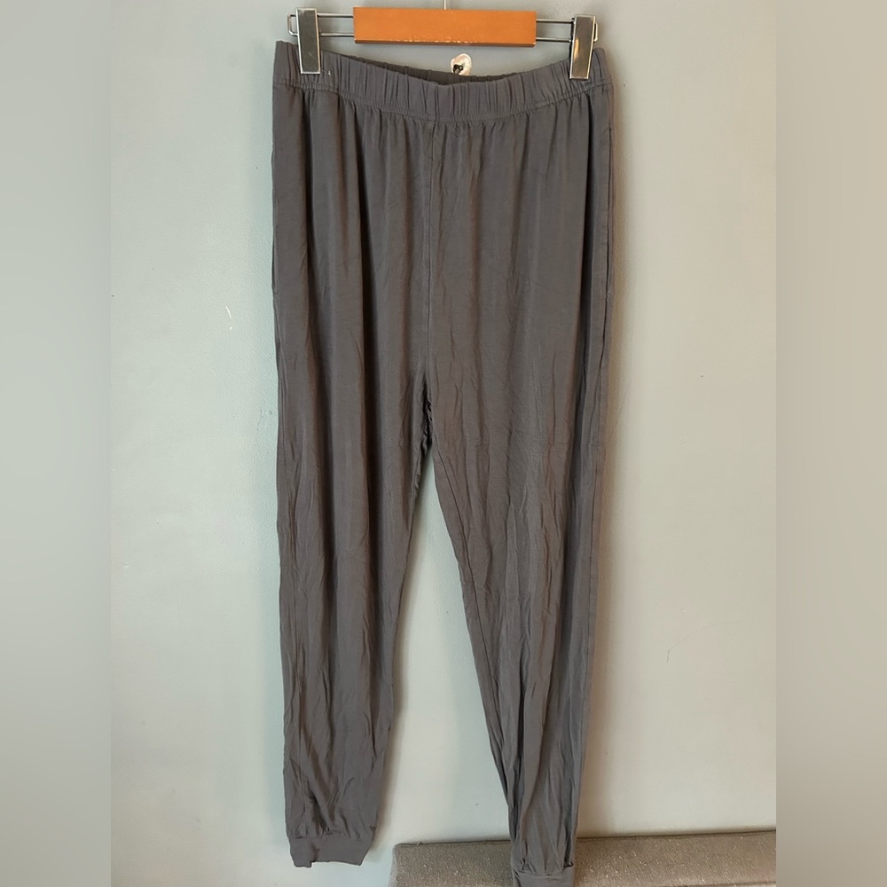 Kyte Baby women’s lounge pants. Grey. Size small.